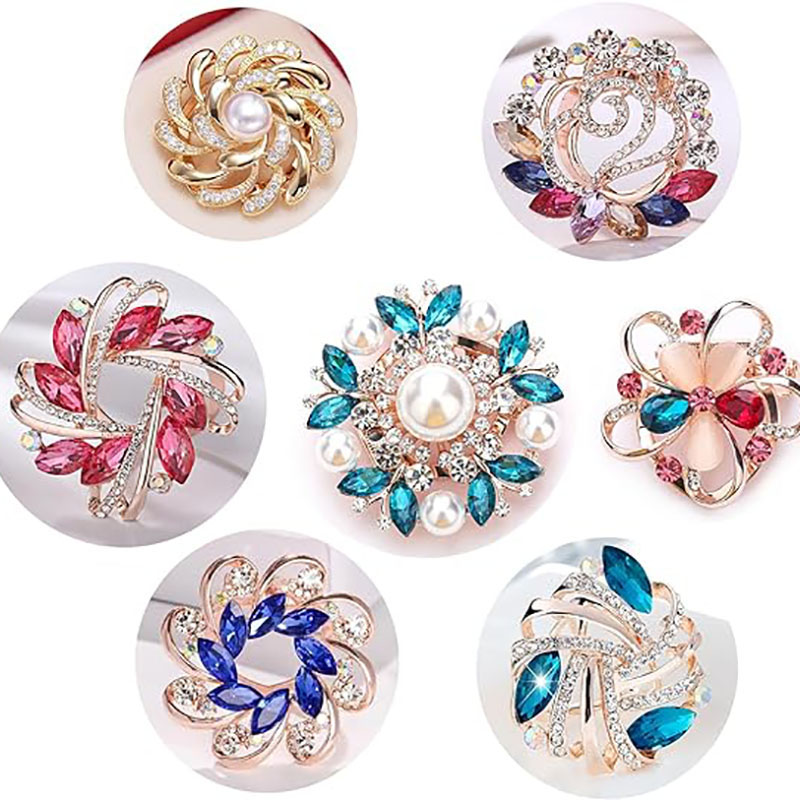 Swimsuit metal buckle